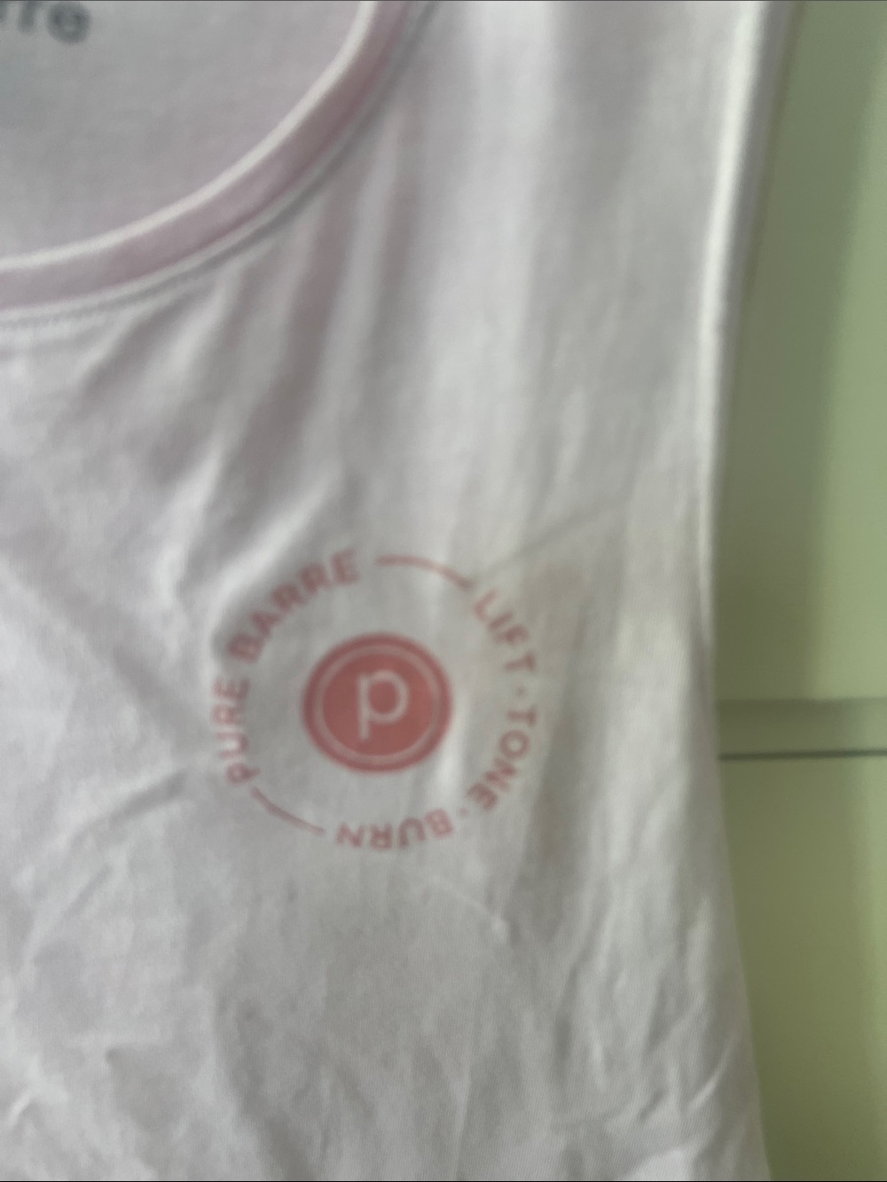 Pure Barre pink circle P logo tank top medium - Picture 2 of 4